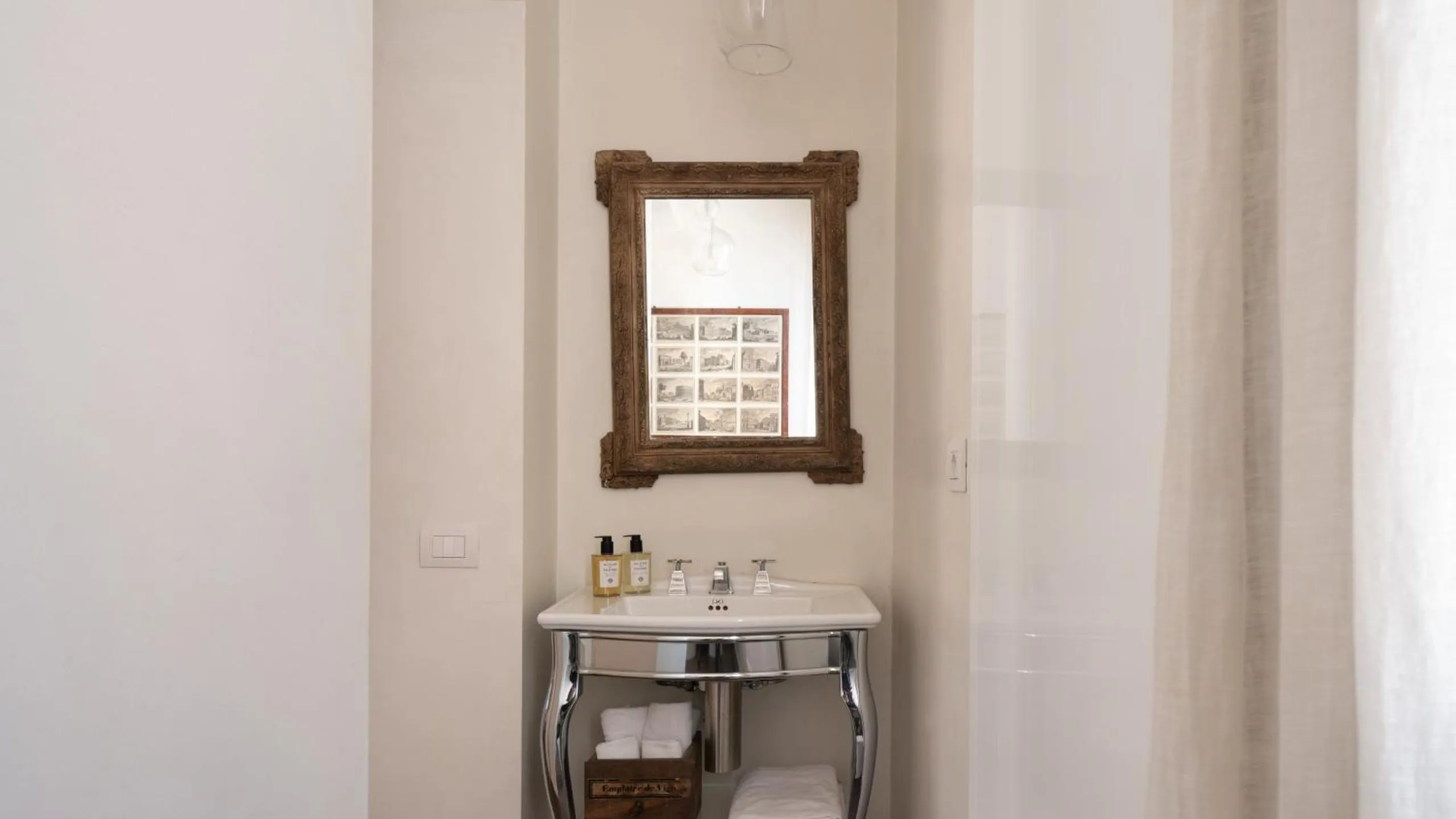 Bdb-trastevere-foto-camera-singola-foto-bagno-2-orizzontale